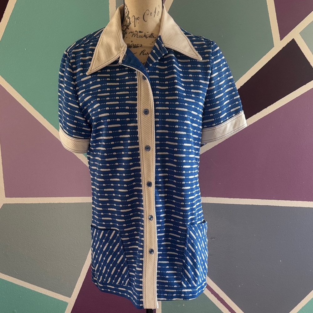 Vintage Blue and Cream Button-Up Shirt